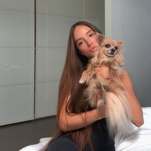 Meet your Posher, Christina